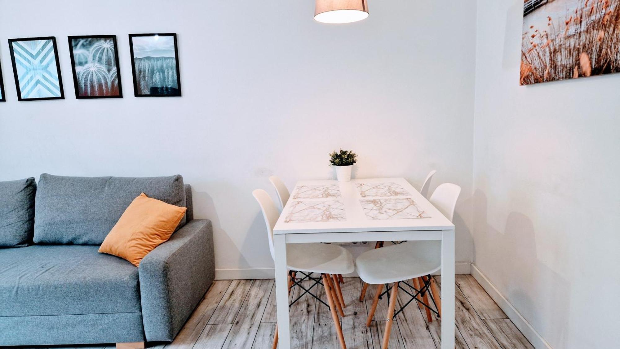 Krolewska Centrum Apartament 4X 바르샤바 외부 사진